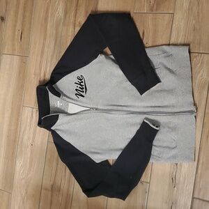 Nike Women’s Zipper Sweatshirt Big Logo Spell Out Grey Black Zipper medium